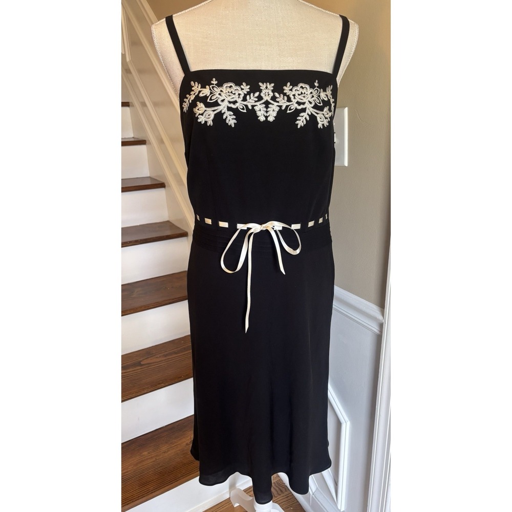 ANN TAYLOR LOFT Black Sandwashed Silk Embroidered Sundress - Size 6